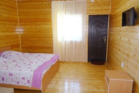 гланвое здание