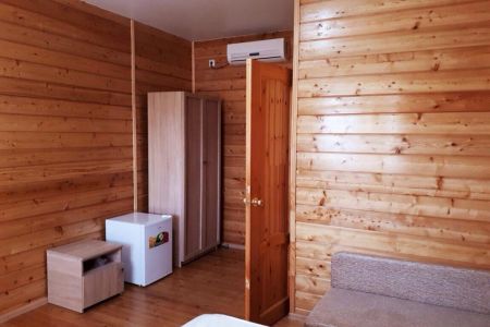 гланвое здание