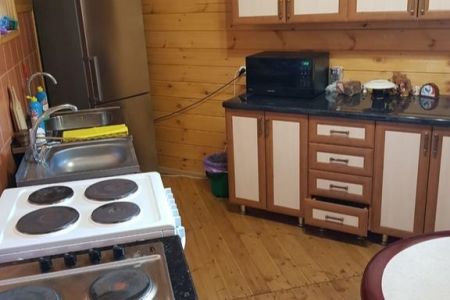 гланвое здание