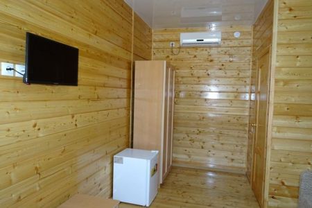 гланвое здание