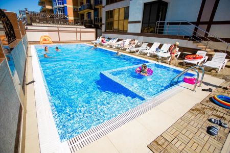 Открытый бассейн