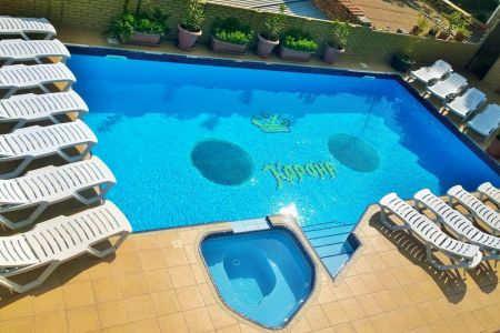 «Корона» отель