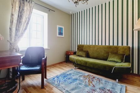 Таунхаус 3-местный (с 1-й спальней, гостиной и кабинетом)