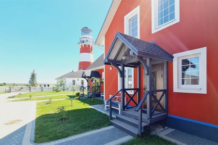 Таунхаус 3-местный (с 1-й спальней, гостиной и кабинетом)