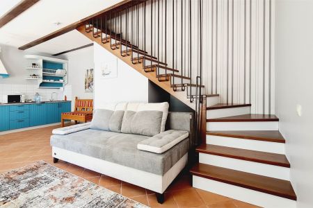 Таунхаус 4-местный 2-уровневый (с 2-мя спальнями, гостиной и кабинетом)