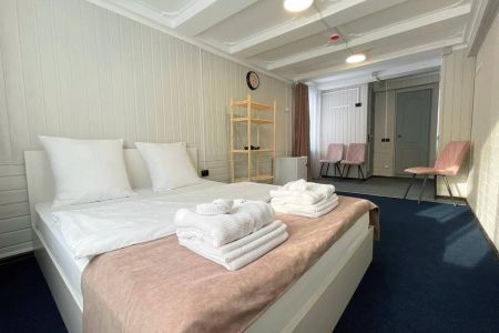 8F548349-9E77-4762-A5E2-0D1CC3011C04