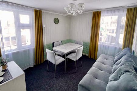 8F548349-9E77-4762-A5E2-0D1CC3011C04