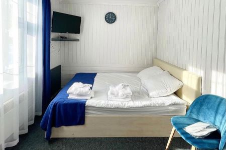 8F548349-9E77-4762-A5E2-0D1CC3011C04