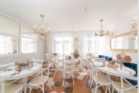 Вход с улицы