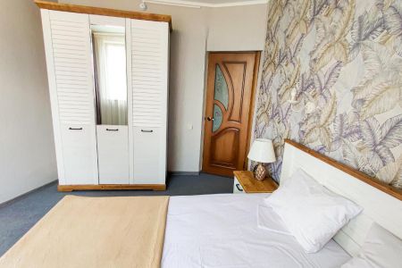 Люкс 2-местный (без балкона, главный корпус)