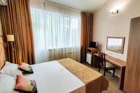 Люкс 2-местный (без балкона, главный корпус)