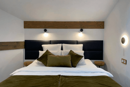 Тент Хаус, территория