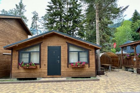 Вилла 8-местная 2-этажная №1