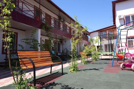 Стандартный 2-местный (с террасой и балконом)