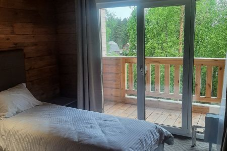 База отдыха Горячинск из дерева