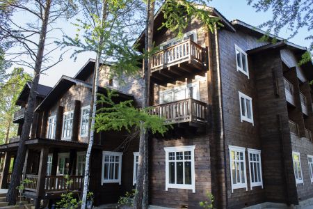 База отдыха Горячинск из дерева