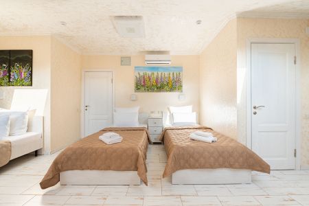 Номер 4-местный