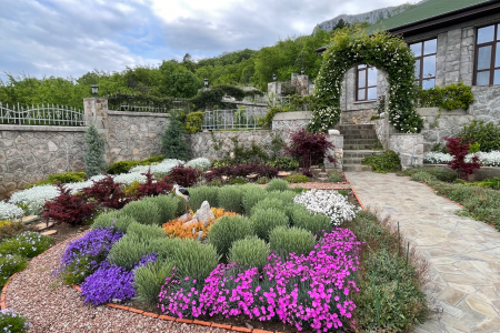 «Замок» гостевой дом