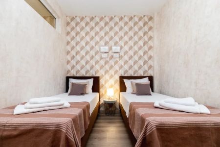 Апартаменты 6-местные (ул. Эстонская, д. 37/5, 029)