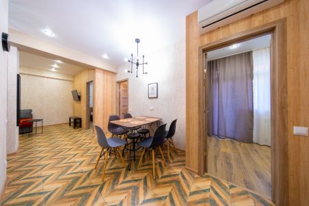 Апартаменты 6-местные (ул. Эстонская, д. 37/9, 044)