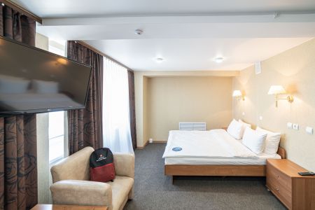 Стандарт с одной большой кроватью