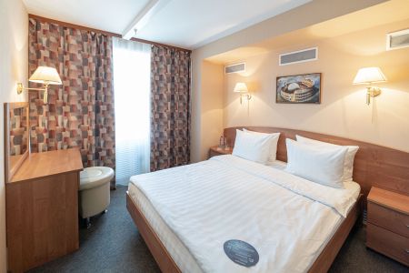 Стандарт с одной большой кроватью