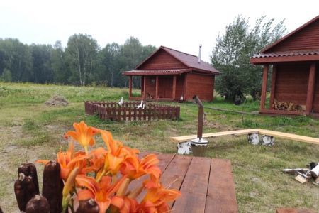 Русский двор. Внешний вид