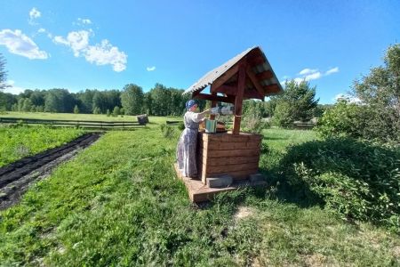 Русский двор. Внешний вид