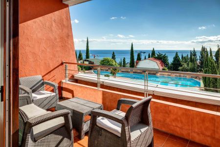 «Фамилия Делюкс» апартаменты