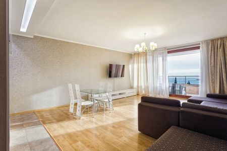 «Фамилия Делюкс» апартаменты