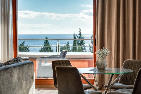 «Фамилия Делюкс» апартаменты