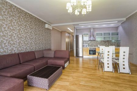 «Фамилия Делюкс» апартаменты