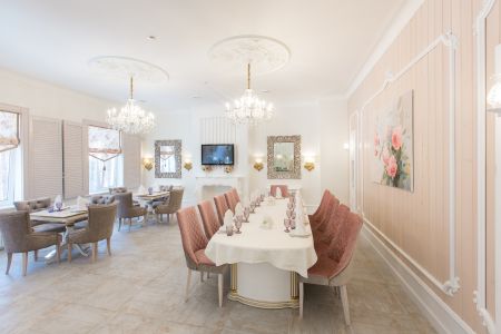 Зал 1 этажа.