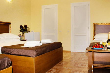 Люкс 4-местный 1-комнатный