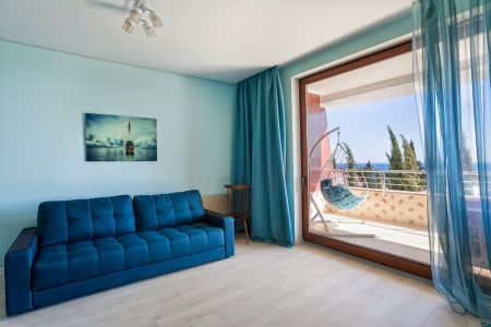 Апартаменты №49 3-комнатные (с видом на море)