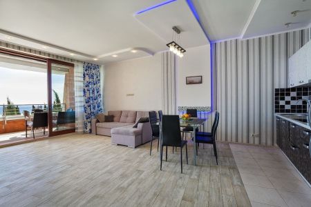 Апартаменты №49 3-комнатные (с видом на море)