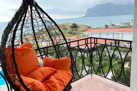 Стандартный 3-местный 1-комнатный (боковой вид на море) №2