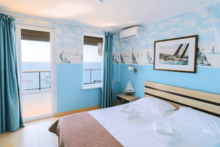 «Villa Santorini-Fiolent» / «Вилла Санторини Фиолент» гостевой дом