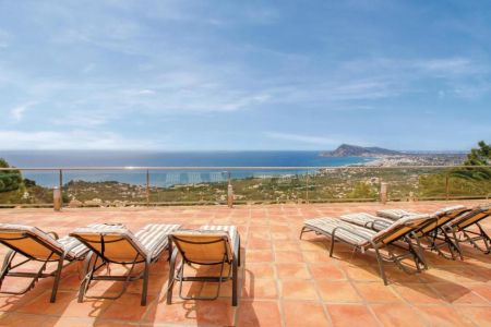 «Villa Santorini-Fiolent» / «Вилла Санторини Фиолент» гостевой дом