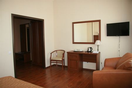 636523263719255677-0c38d4cc-8cde-4db6-9e03-def29c4c68e2