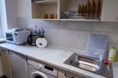 8b8c75024b707f8a4d9cab50ba2e1ab804068246