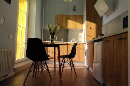 8b8c75024b707f8a4d9cab50ba2e1ab804068246