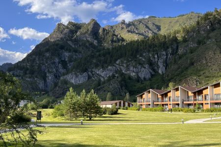 Клевер резорт