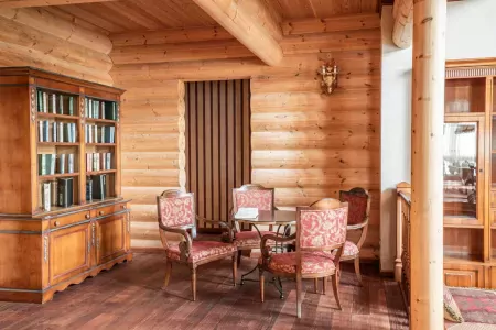 Апартаменты 3-комнатные (№ 1 вид на рощу)