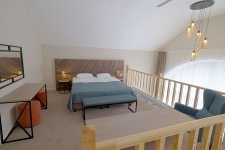 Апартаменты 3-комнатные (№ 1 вид на рощу)