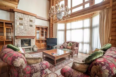 Апартаменты 3-комнатные (№ 1 вид на рощу)