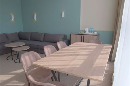 Апартаменты 3-комнатные (№ 1 вид на рощу)