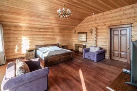 Апартаменты 3-комнатные (№ 1 вид на рощу)