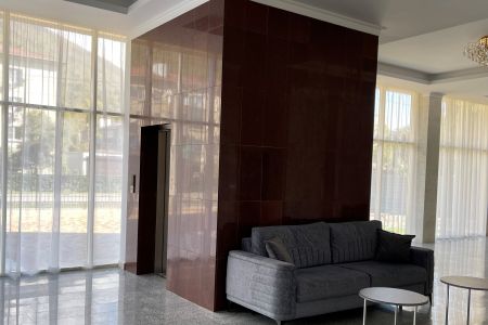 Ресепшен и холл