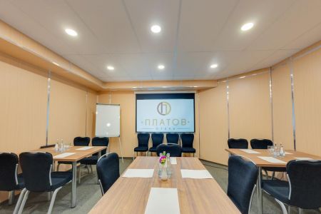 Коференц-зал